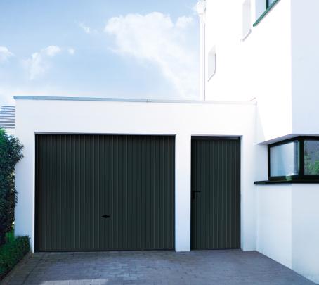 Garagen-Schwingtore